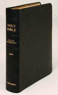 The New Revised Standard Version Bible with Apocrypha: Genuine Leather Black