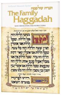 The Family Haggadah: With Translation and Instruction