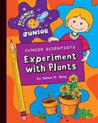 Junior Scientists Experiment With Plants