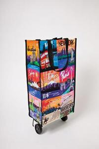 Quilt Blocks Around the World: Eco Wheelie Tote