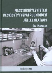 Messinkihylsyisten keskisytytyspatruunoiden jälleenlataus