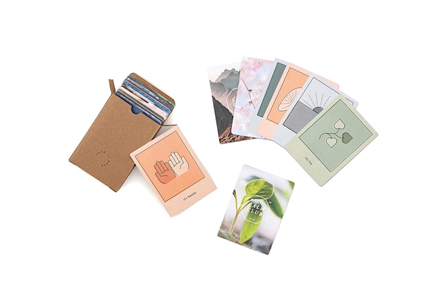 Produktbild 3 för Kort The oracle tarot Calm Club