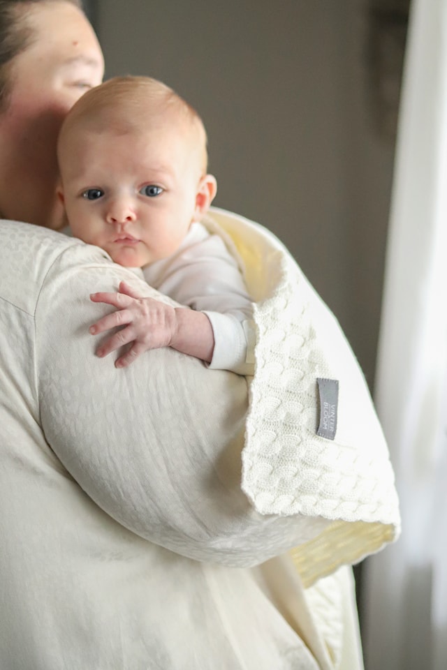 Produktbild 2 för Babyfilt Joy EKO Warm White Vinter & Bloom