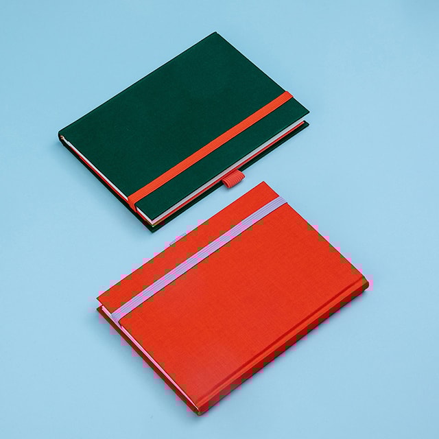 Produktbilde 2 for Oppbevaringslomme med elastisk bånd og pennholder - Patch Pocket Burgundy Semikolon