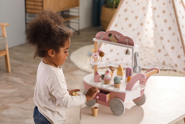 Tuotekuva 2 - Glassikahvila puusta Viga