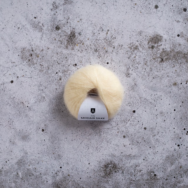 Fin Mohair Silk Garn 25 g Transparent Yellow Järbo