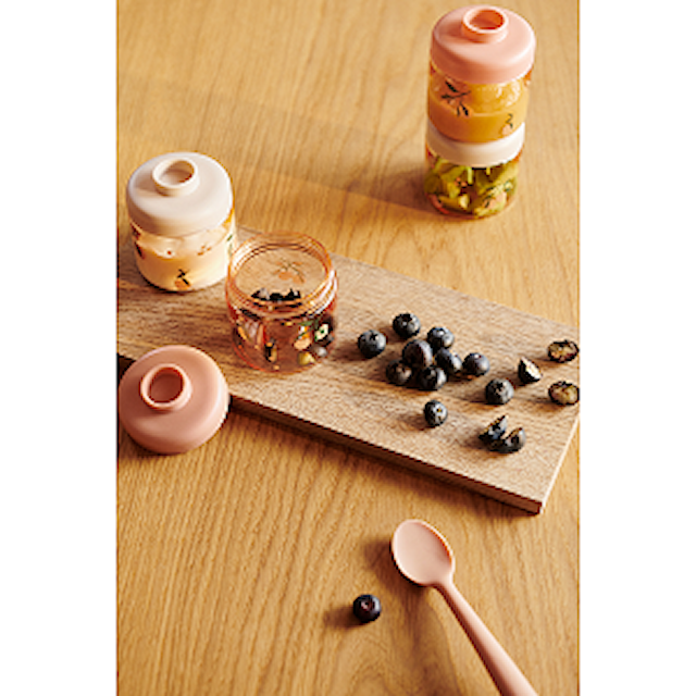 Tuotekuva 2 - Dominique Vauvanruokasäilytys Tritan 4-Pack Peach/Seast Liewood