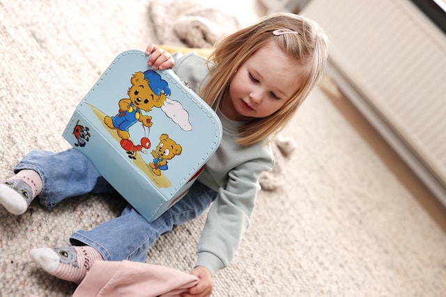 Produktbild 3 för Bamse Resväska 25 cm Micki