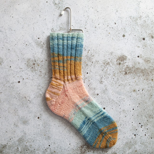 Tuotekuva 2 - Mellanraggi Villasekoite 100 g Gradiet Pastel Rainbow Järbo