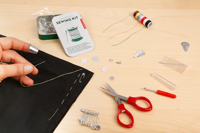 Produktbild 1 för Emergency Sewing Kit Kikkerland