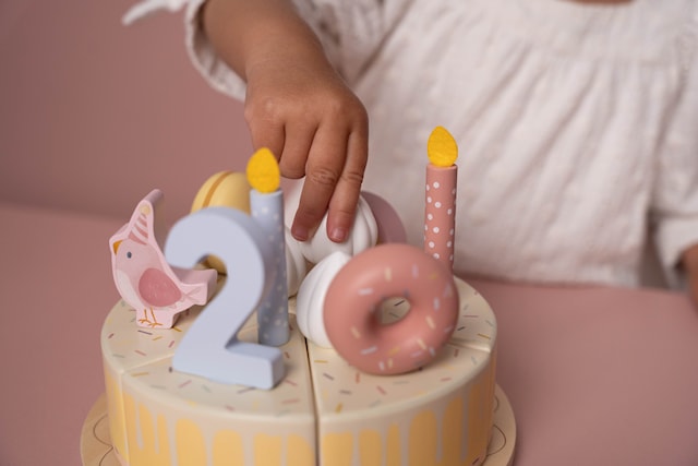 Tuotekuva 3 - Syntymäpäiväkakku Puuta Little Dutch