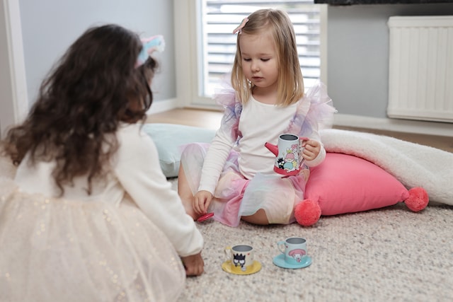 Produktbild 3 för Hello Kitty Teservis I Plåt Micki