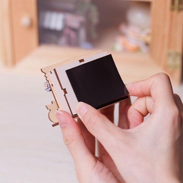 Produktbilde 2 for Book Nook: Mini DIY Magnetic Bakeri, Caratem