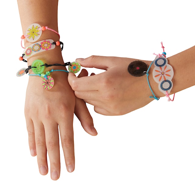 Tuotekuva 2 - Spirograph Shrink Charms