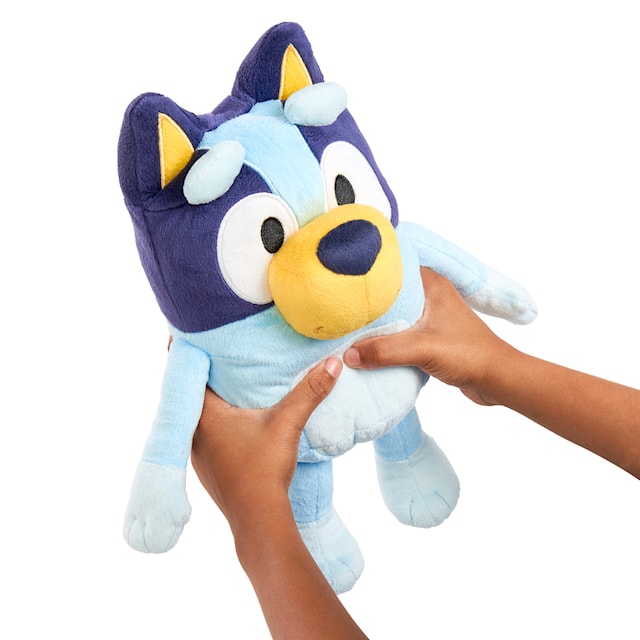 Produktbilde 3 for Talking Plush Bluey 31 cm (DK/SE/GB) Bluey