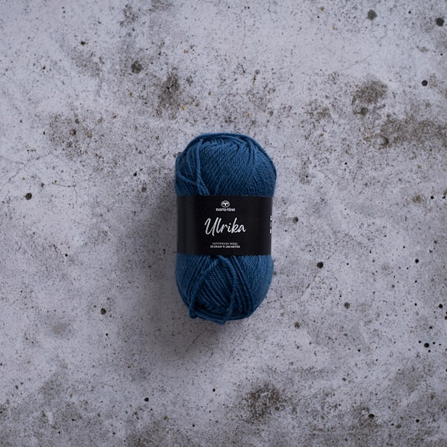 Ulrika Ullgarn 50 g Jeansblå Svarta Fåret