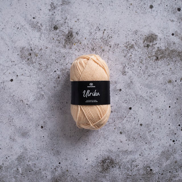 Ulrika Villalanka 50 g Haalea aprikoosi Svarta Fåret