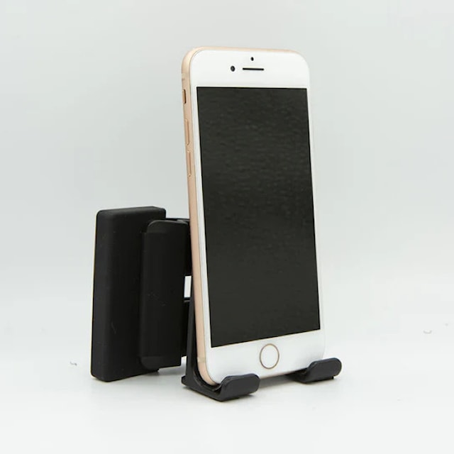 Tuotekuva 4 - Computer Clip-On Phone Stand Kikkerland