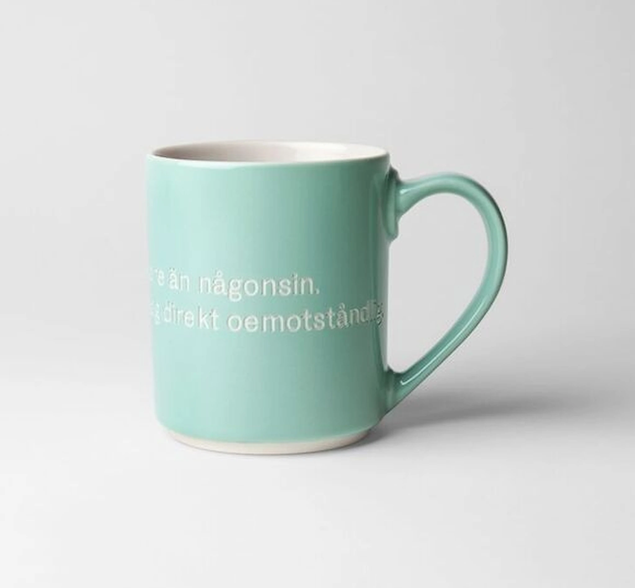 Produktbild för Astrid Lindgren Mugg Jag är Fräknigare 36 cl Grön, Design House Stockholm
