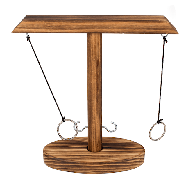 Tuotekuva 3 - Wooden Ring Toss -juomapelillämme