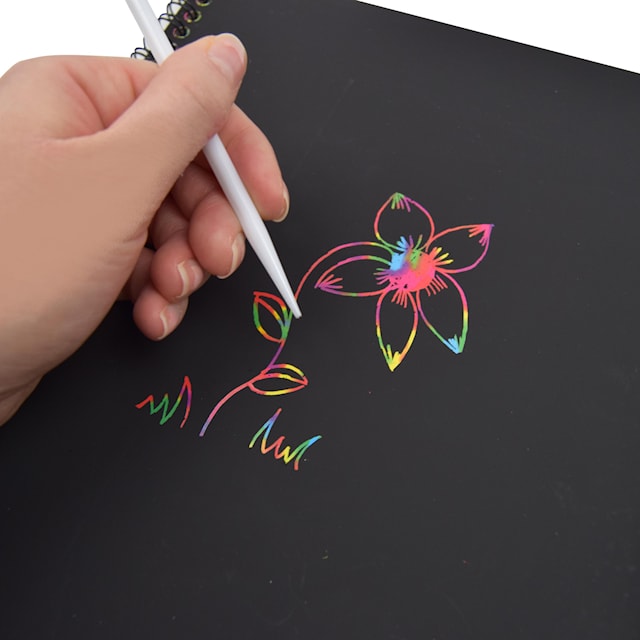 Tuotekuva 2 - Taikascratch-kirja A4, 10 sivua kynän kanssa