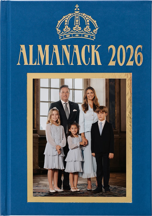 Produktbild 1 för Vanliga Almanackan Kungafamiljen 2026 Almanacksförlaget