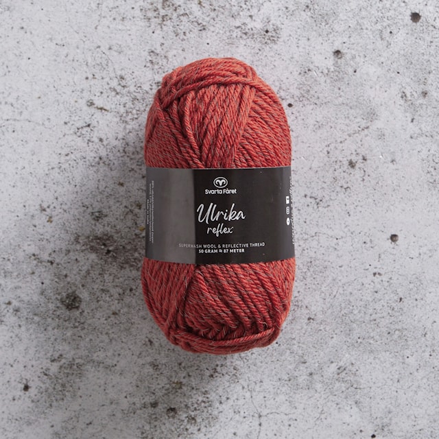Ulrika Reflex Garn Ullmix 50 g Rost Svarta Fåret