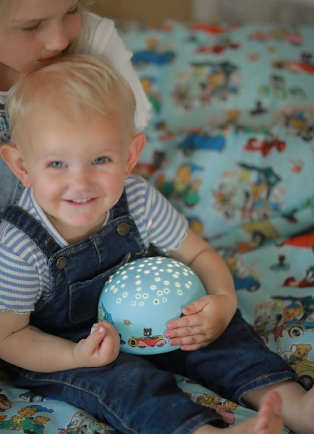 Tuotekuva 2 - Bamse Yövalo tähtitaivaalla ja musiikilla Rätt Start