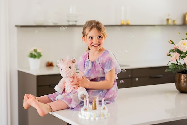 Tuotekuva 2 - Tuffisar pehmolelu 40 cm, yksisarvinen Stella, Teddykompaniet