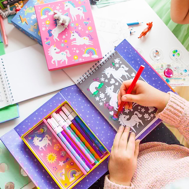 Produktbild 3 för Färgläggningsset Med Klistermärken Enhörningsmagi Tiger Tribe