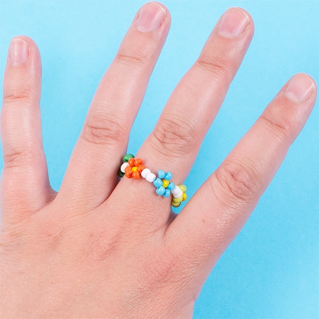 Produktbilde 2 for Glassperler 500 g Ø 2 mm Blandede farger Playbox