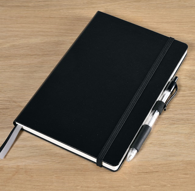 Produktbilde 1 for Notatbok A5 Classic Professional A5 Linjert Svart BNT Office