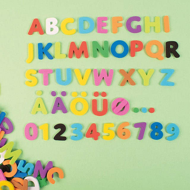 Produktbild 1 för Klistermärken Bokstäver och Siffror mjuka 1000-p, Playbox