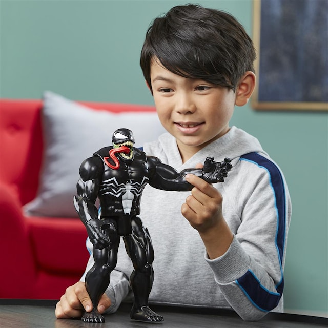 Tuotekuva 2 - Titan Hero Venom Action Figuuri 30 cm Marvel