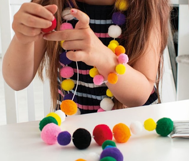 Tuotekuva 1 - Pompom-helmet 20 & 30 mm 200 kpl Playbox