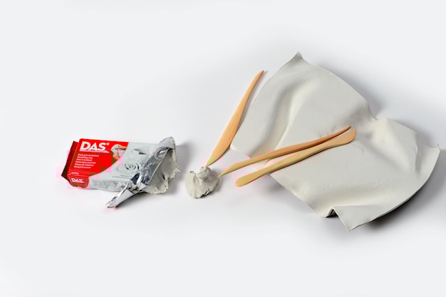 Tuotekuva 2 - Clay White 1/2 kg DAS