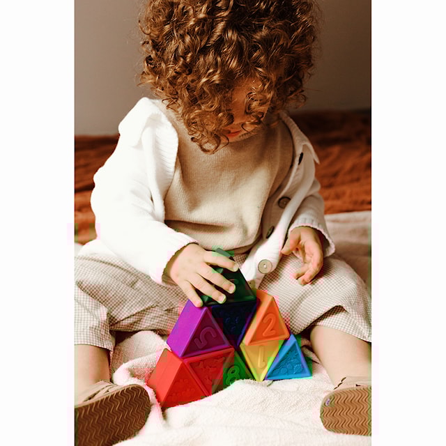 Tuotekuva 2 - Jellystone Designs Triblox Palikat Sateenkaari Janod