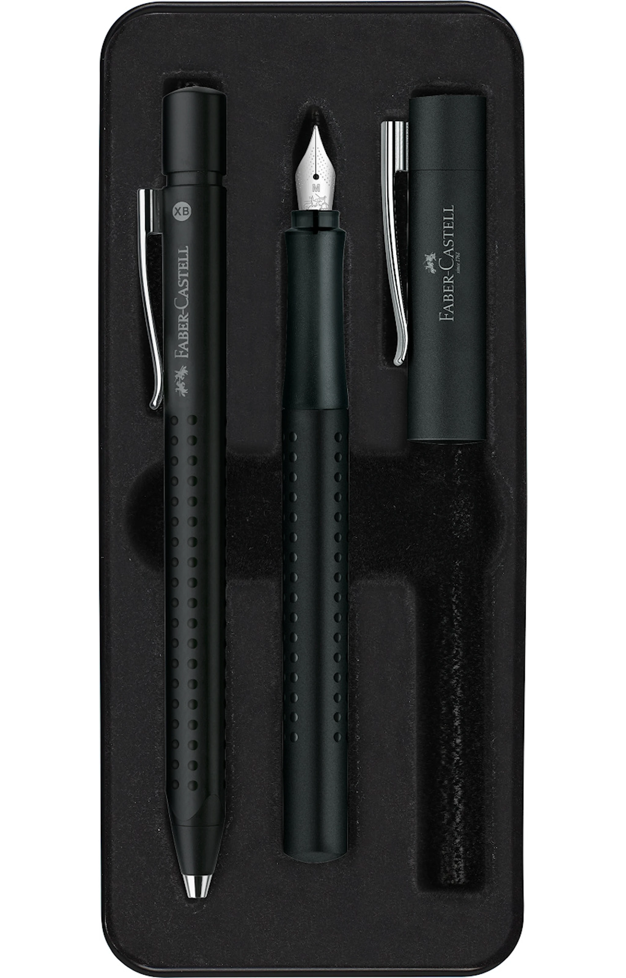 Tuotekuva ille Faber-Castell Grip 2011 -lahjakynäsetti, jossa täytekynä ja kuulakärkikynä sekä XB-kuulakynäsäiliö, musta