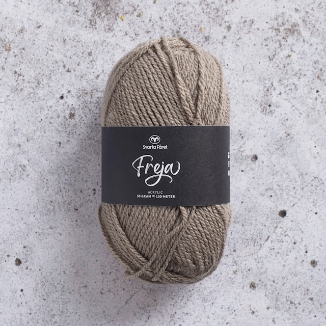 Freja Garn Akryl 50 g ljusbrun melange 23 Svarta Fåret