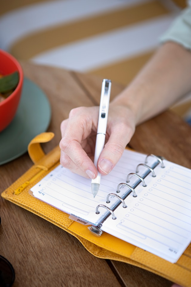 Produktbild 2 för Systemkalender Pocket Finsbury Gul Filofax