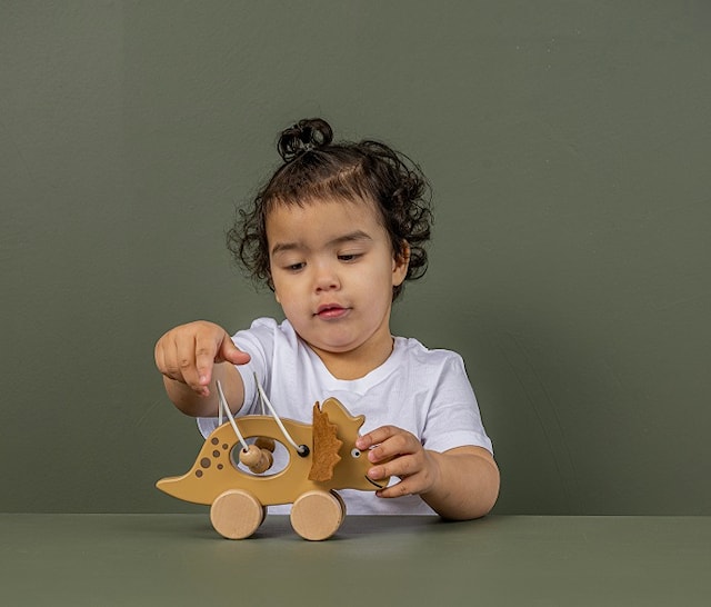 Tuotekuva 2 - Rullalelu Dino helmitaululla Jabadabado