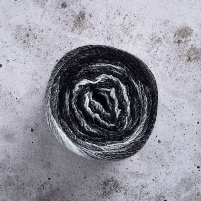 Tuotekuva 1 - Cookie Garn Akryl 200 g Licquorice (46201) Järbo