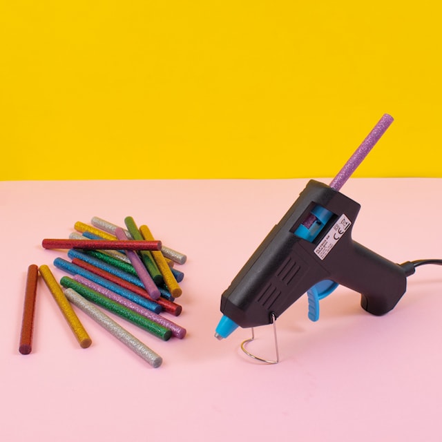 Produktbilde 2 for Limstift Ø 7 mm 18 stk. Glitter Playbox