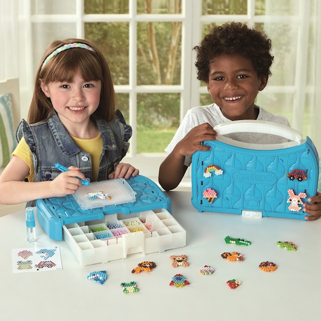 Produktbild 6 för Aquabeads Startset i väska 900 pärlor