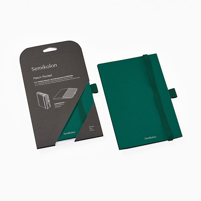 Tuotekuva 2 - Säilytystasku joustavalla nauhalla ja kynänpidikkeellä - Patch Pocket Forest Green Semikolon