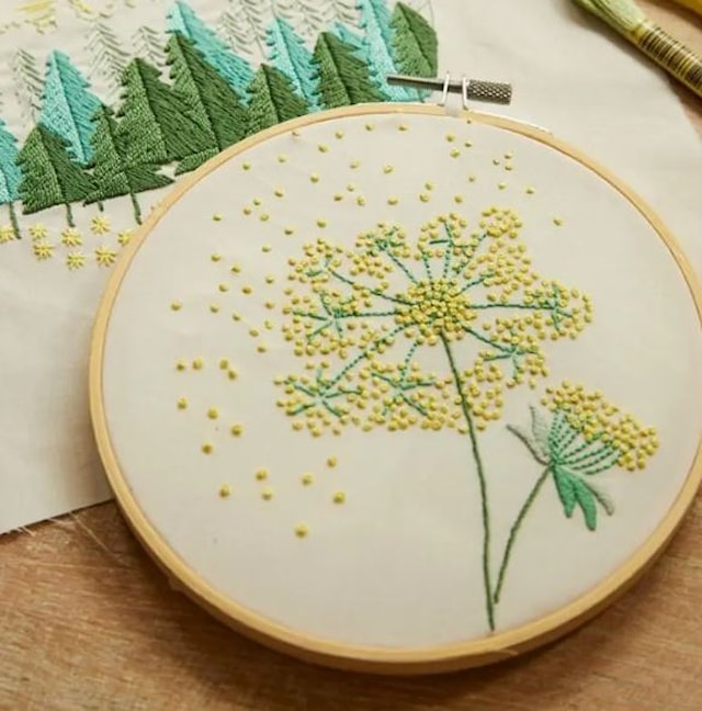 Produktbild 1 för Broderikit med 2 skogsmotiv DMC Mindfulness