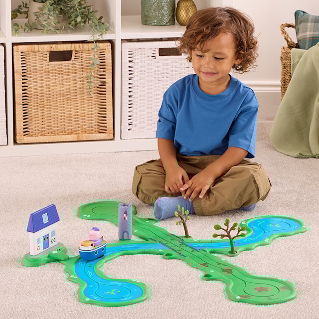 Tuotekuva 6 - Whizz Around Playset -venerata Pipsa Possu