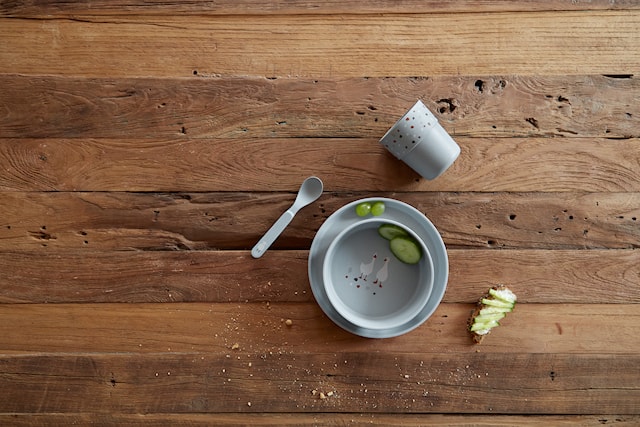 Produktbild 3 för Barnservis Tiny Farmer Sheep Blå Lässig