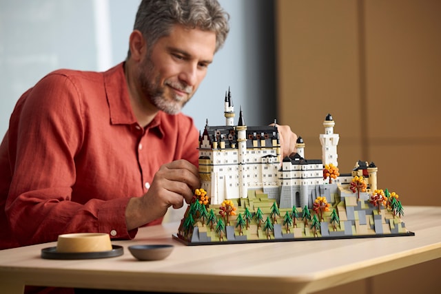 Tuotekuva 3 - Neuschwansteinin linna LEGO® Architecture (21063)