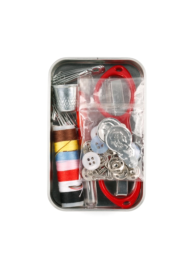 Produktbild 2 för Emergency Sewing Kit Kikkerland